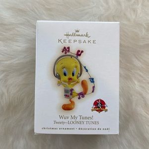 Hallmark Looney Tunes Ornament Tweety
